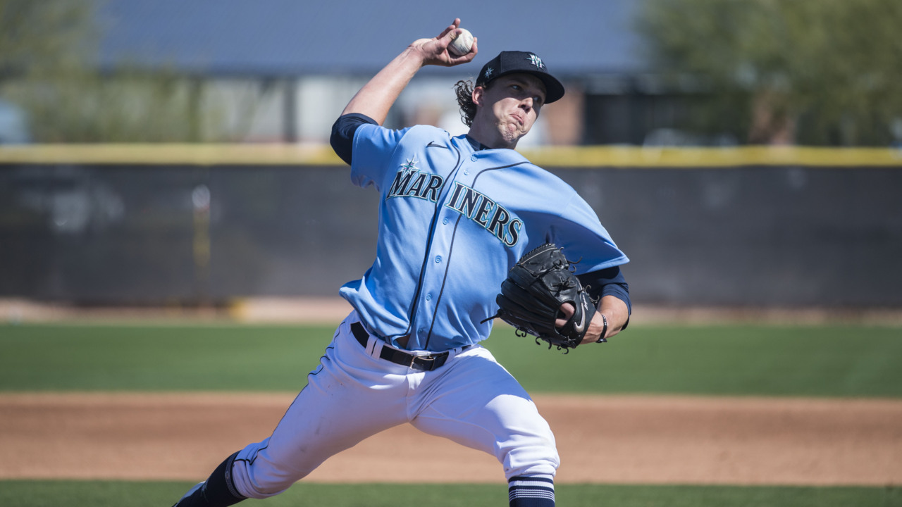 Mariners top pitching prospect Logan Gilbert has big league stuff