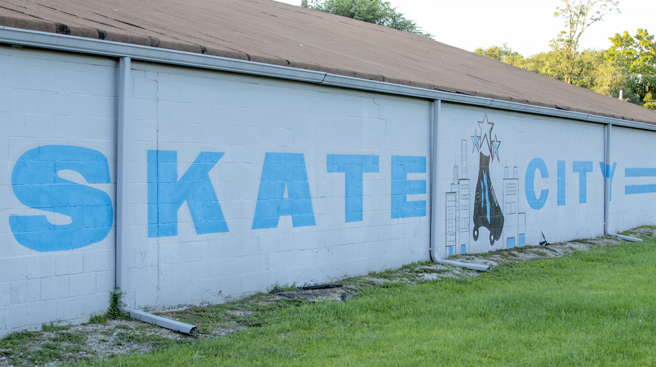 ‘It’s a part of us.’ Historic skating rink celebrates 20 years in East St. Louis