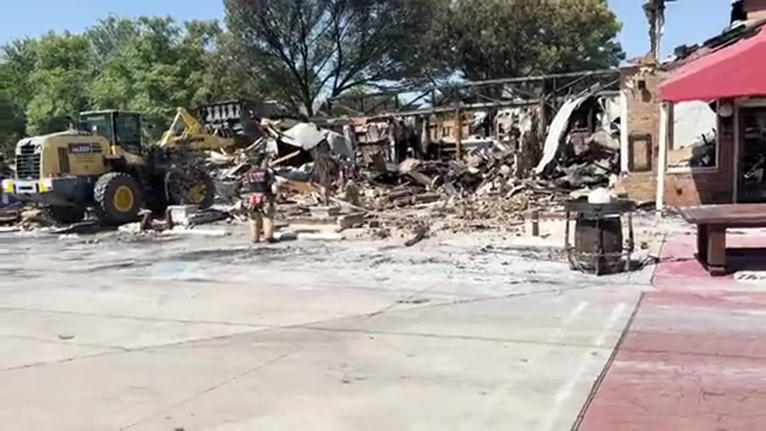 Arlington restaurants hope to rebuild after fire