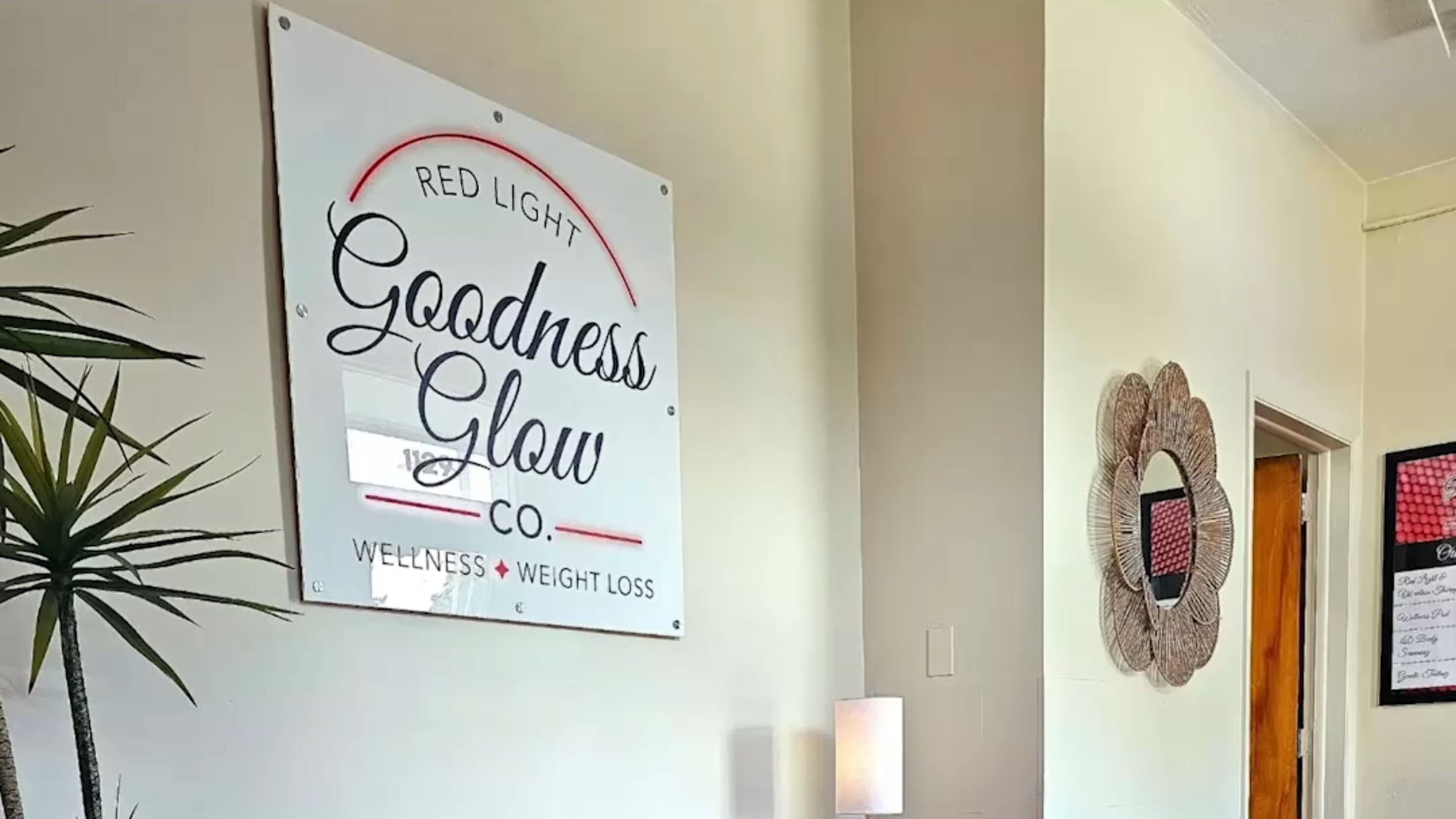 Goodness Glow Co. brings red light therapy and weight loss services to Salem