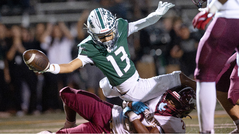 Pitman defeats Golden Valley on last-second touchdown