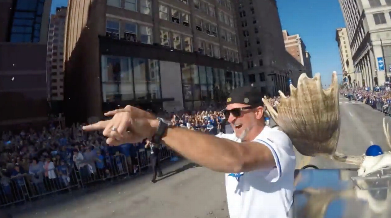 Time-lapse: Ride along Royals World Series parade in 60 seconds