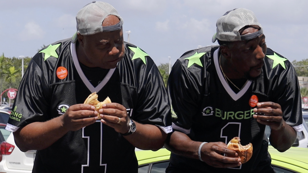 This is how Takeru Kobayashi defeated the Heat’s Bam Adebayo in burger-eating contest