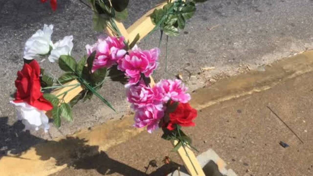 Cross placed where woman died in a Rock Hill crash cops say was caused by a fleeing drug dealer