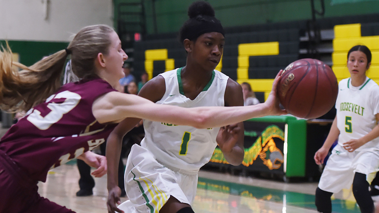 Sierra girls come-from-behind to win 59-58 Central Section D-III basketball quarterfinal