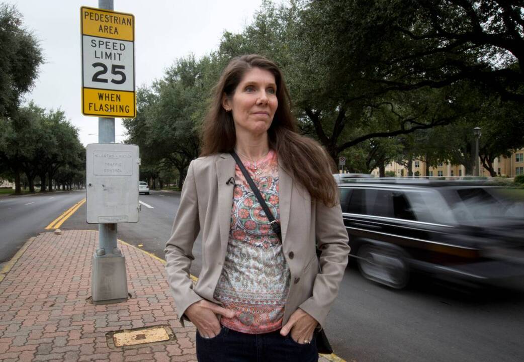 Fort Worth councilwoman pushes 25 mph speed limits for neighborhoods