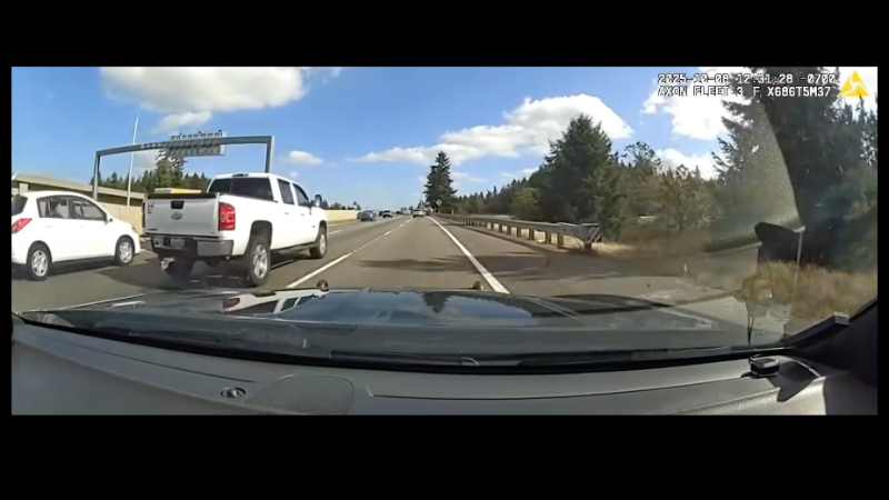 Sheriff Sanders pursues domestic violence suspect on I-5