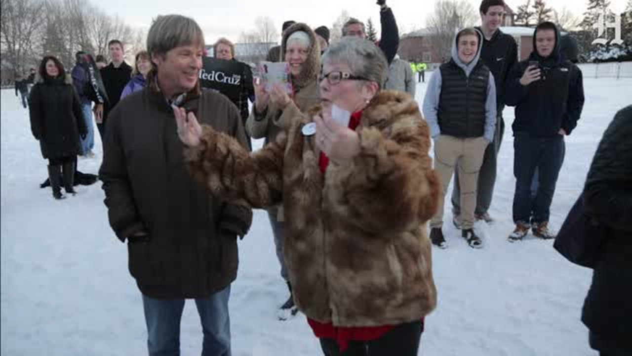 Dave Barry goes searching for protesters on the campaign trail