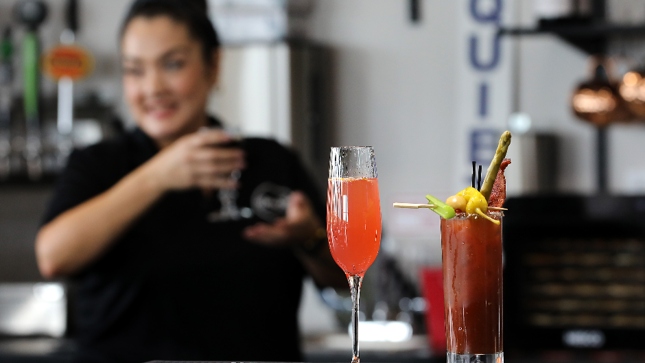 Birdie Run Bar & Kitchen's offers brunch, golf-themed cocktails