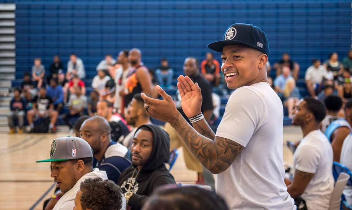 Isaiah Thomas focuses on family, and Zeke-End fans treat him like their own