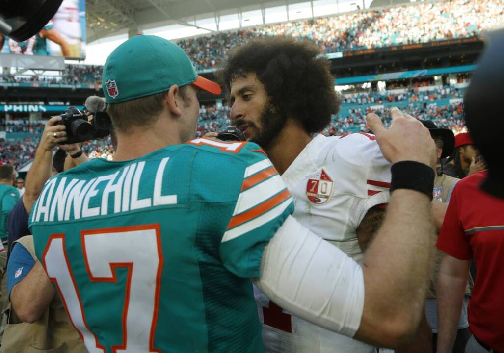 Colin Kaepernick clarifies remarks on Fidel Castro, Malcolm X