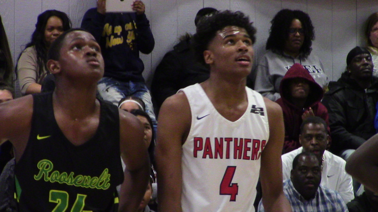 San Joaquin Memorial rolls past Roosevelt in a Central Section Division II boys basketball quarterfinal