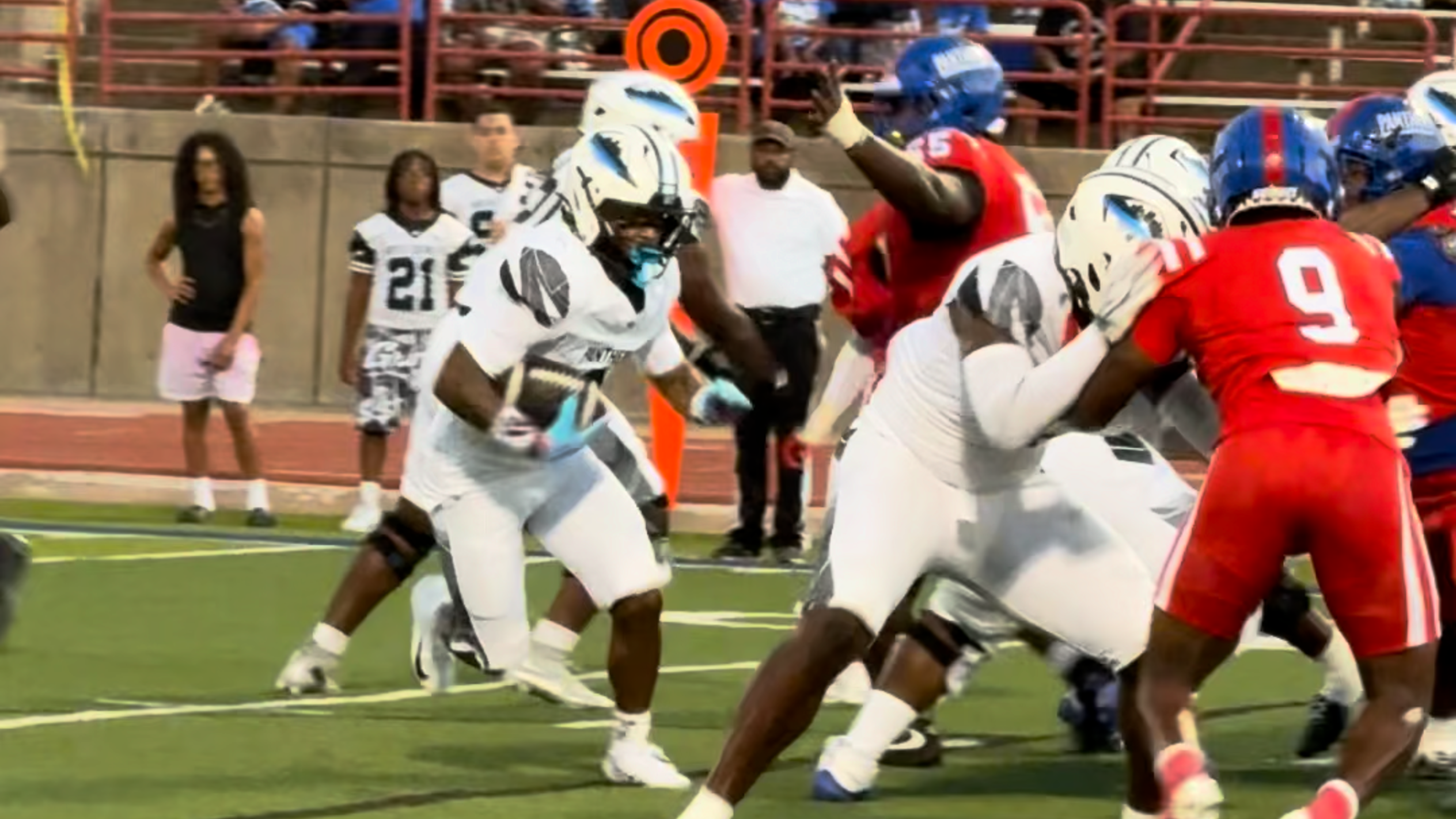 Highlights: North Crowley's offense thrives against Duncanville