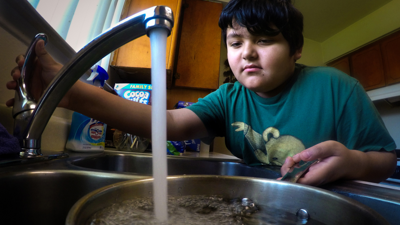 Earlimart residents fearful of their tap water