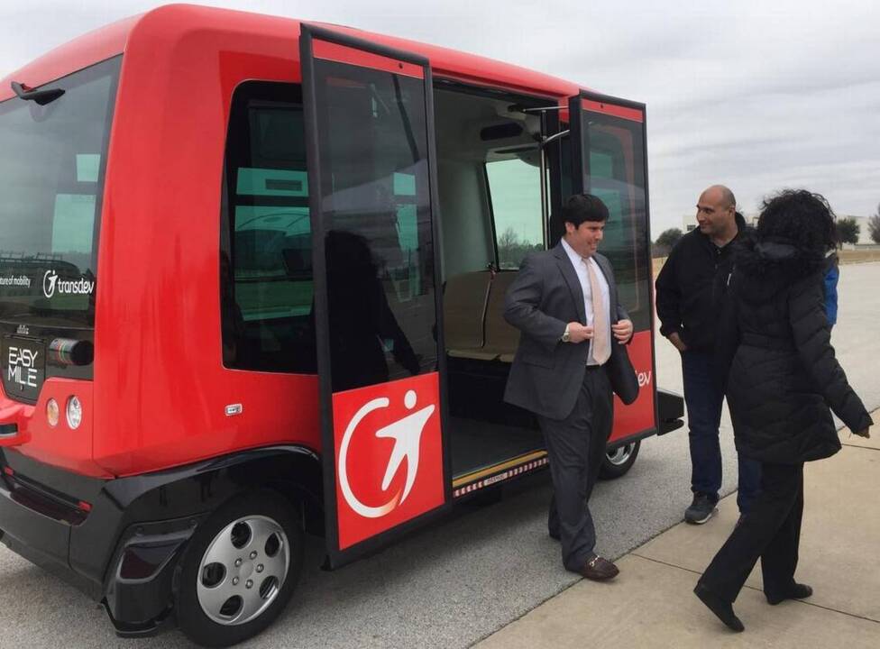 Driverless shuttle makes stop near Arlington Convention Center