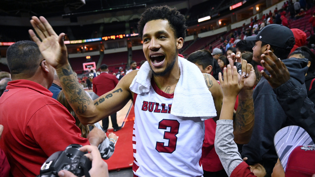 Fresno State playing for first postseason title since 1983 NIT. How the Bulldogs got here 