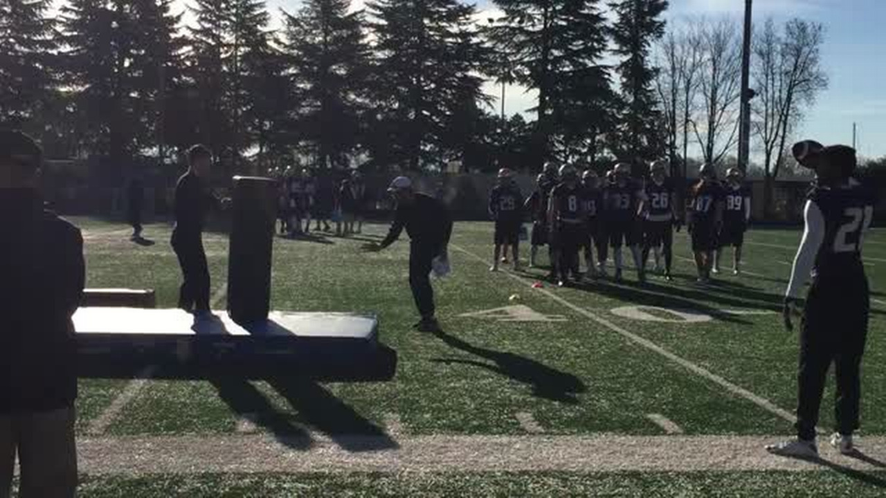 VIDEO: Tackling drill at UW spring practice on March 30