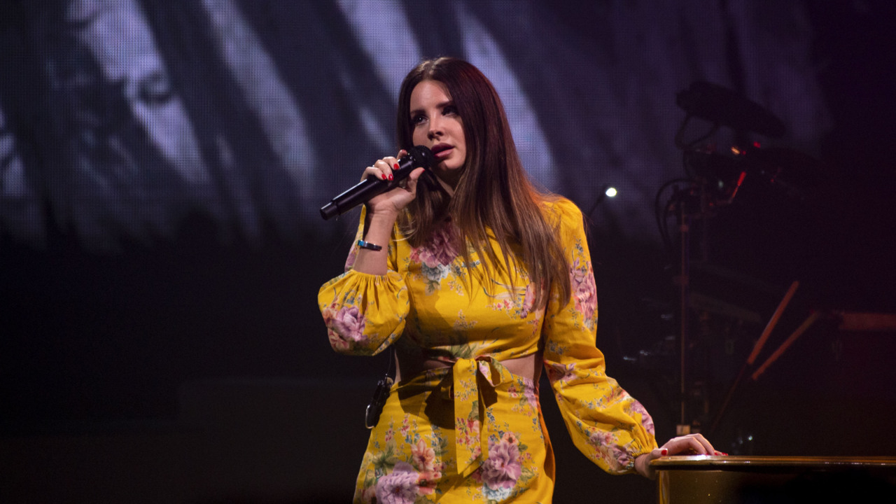 See Lana Del Rey perform at Memorial Auditorium
