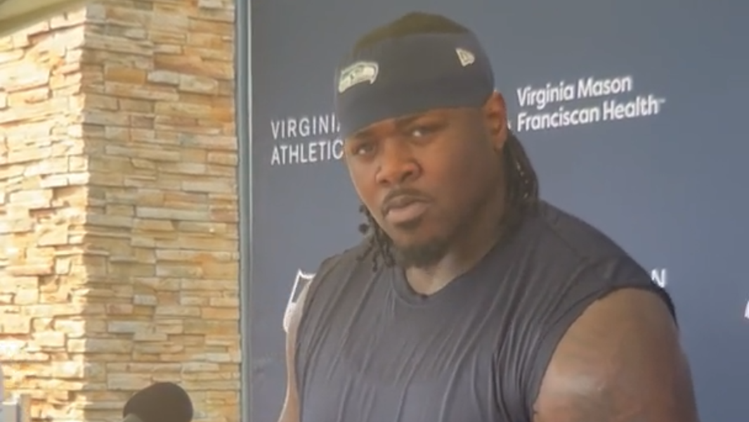 Seahawks put a veteran starter on injured reserve, among moves for Arizona game