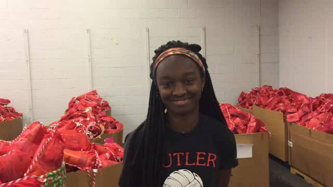 For these Charlotte high school volunteers, the needs of kids at Christmas hit home
