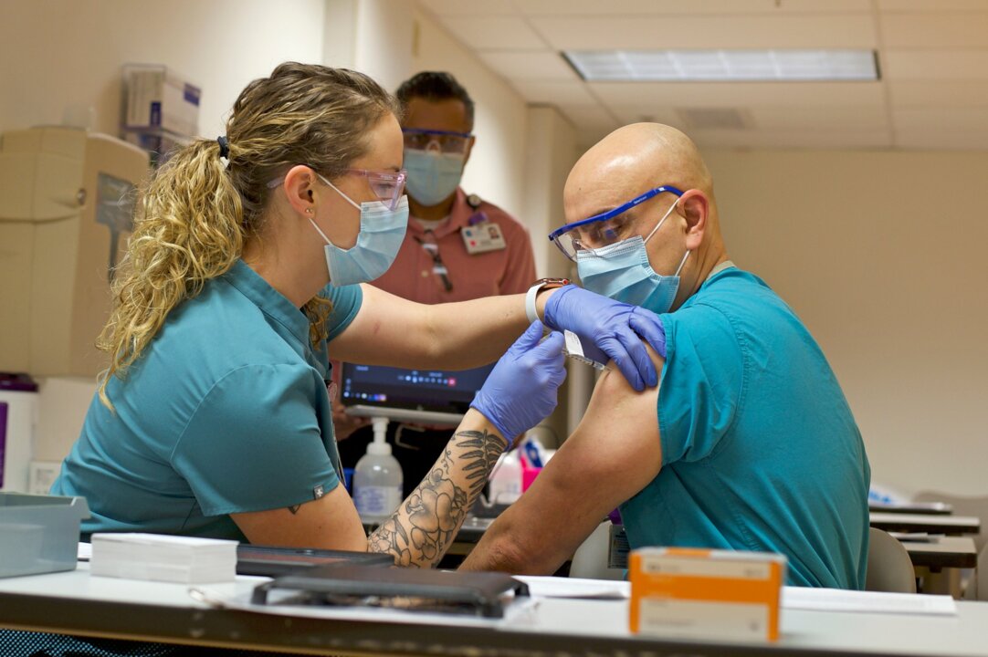 There’s help for Whatcom seniors who aren’t tech-savvy and want the COVID-19 vaccine