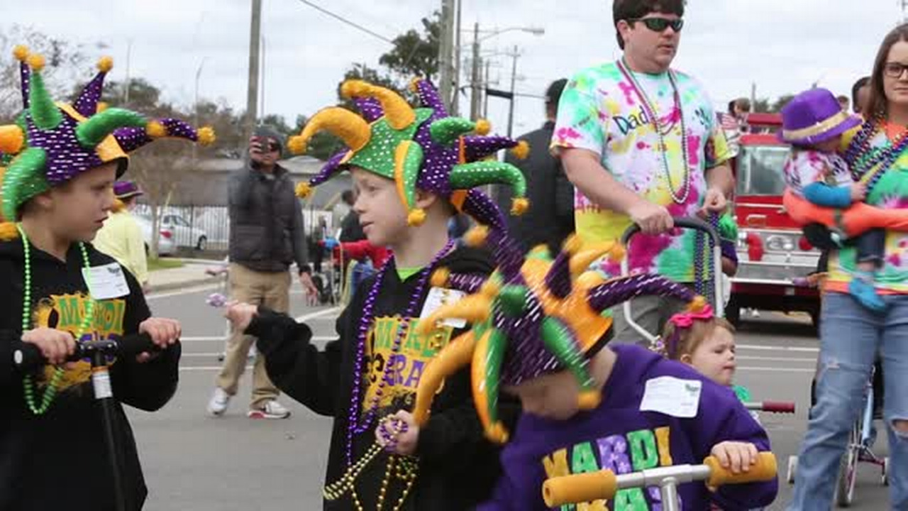 Video: Mambo with the Mardi Gras kids in Biloxi