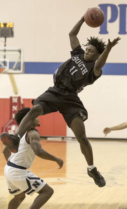 Lamel Robinson leads Park Hill South to win