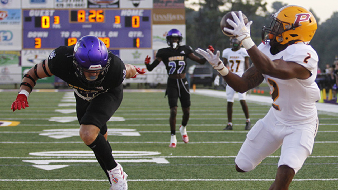 Photos: Perry Panthers defeat Jones County 42-14