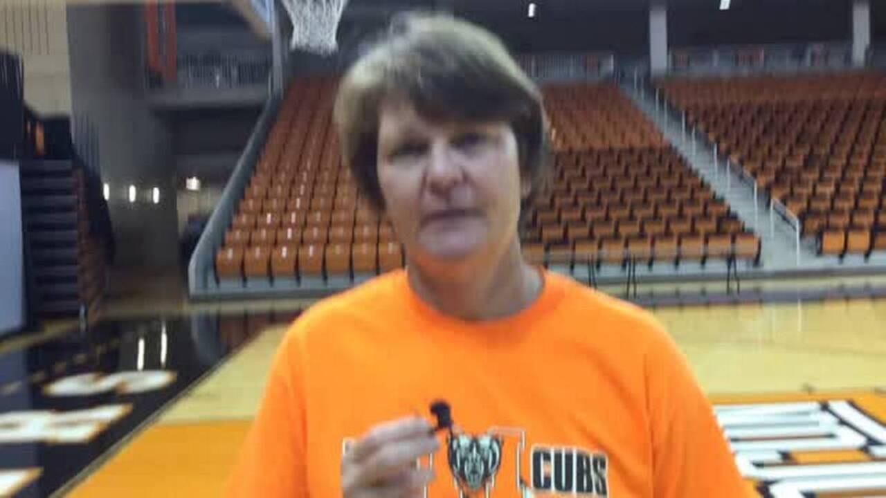 Gardner not putting expectations on her Mercer team