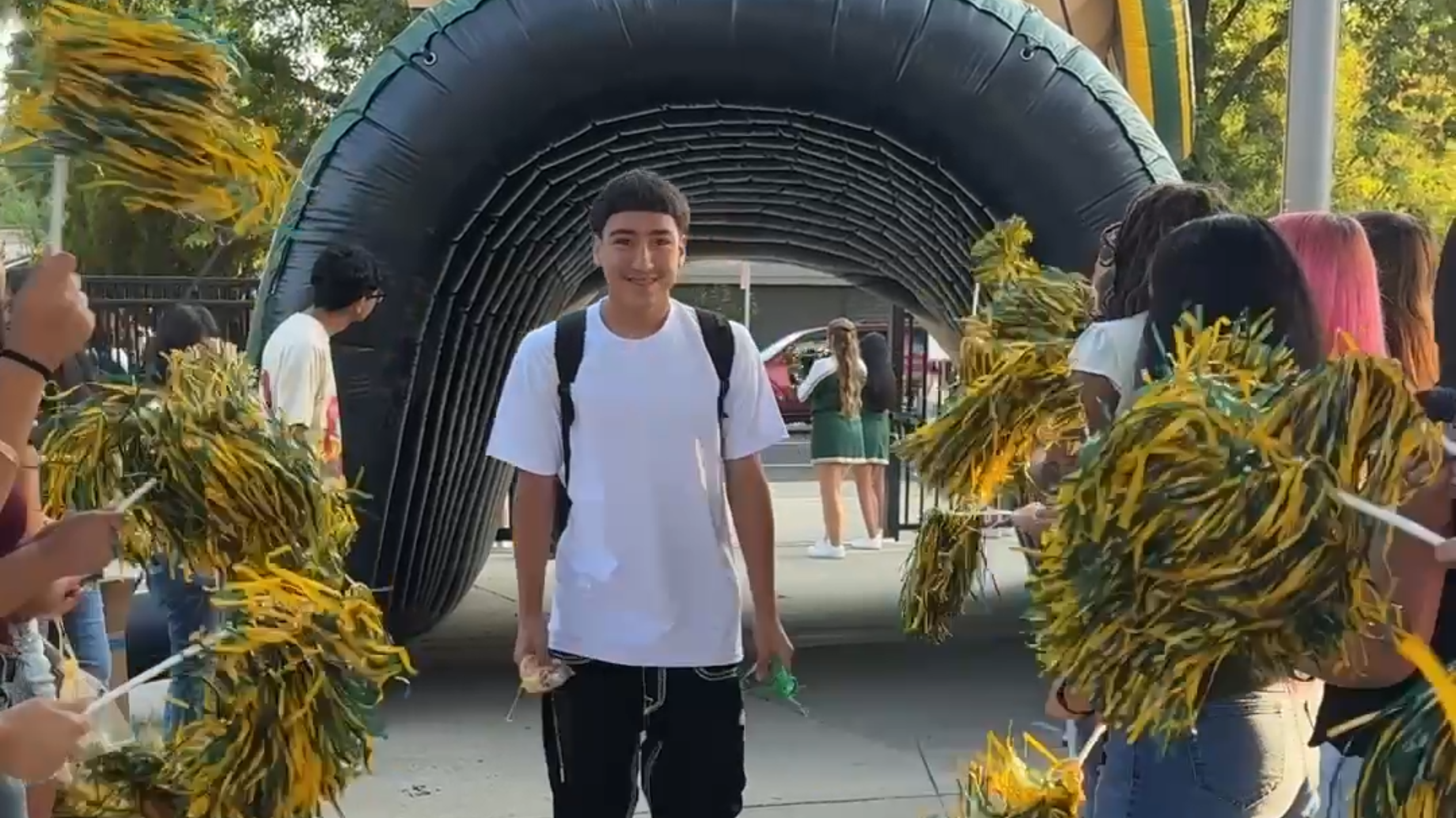 Modesto schools welcome students back with spirit