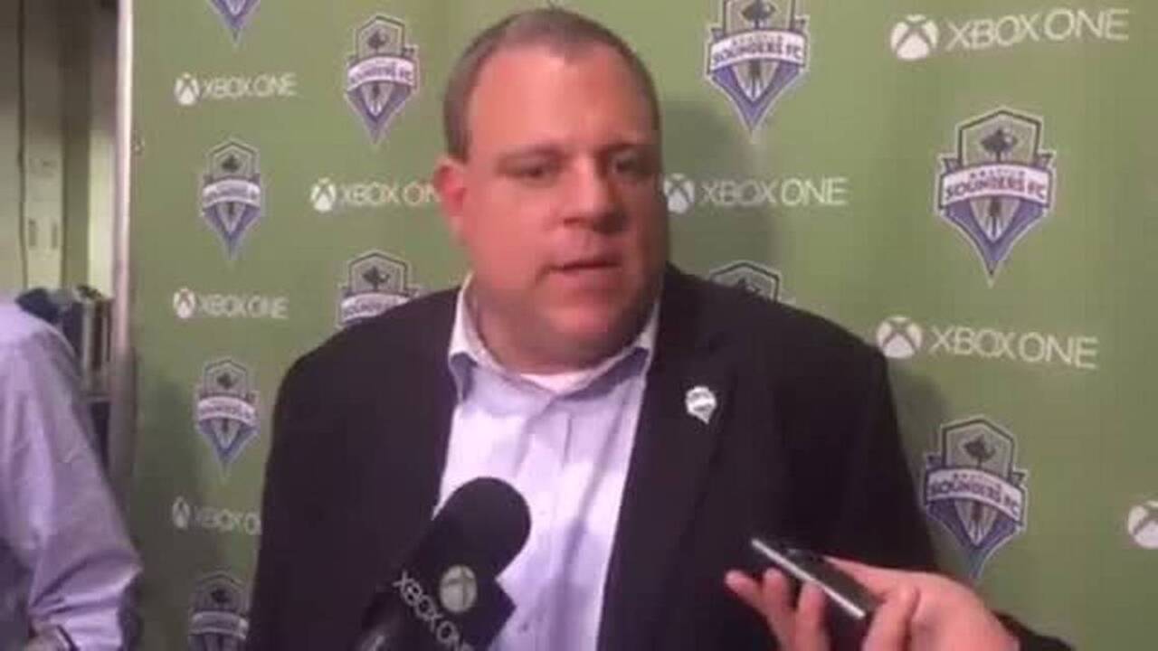 Sounders waste no more time, make Schmetzer permanent head coach