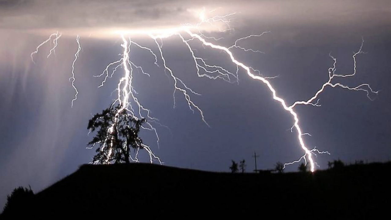 Here's what you need to know in order to stay safe when lightning flashes