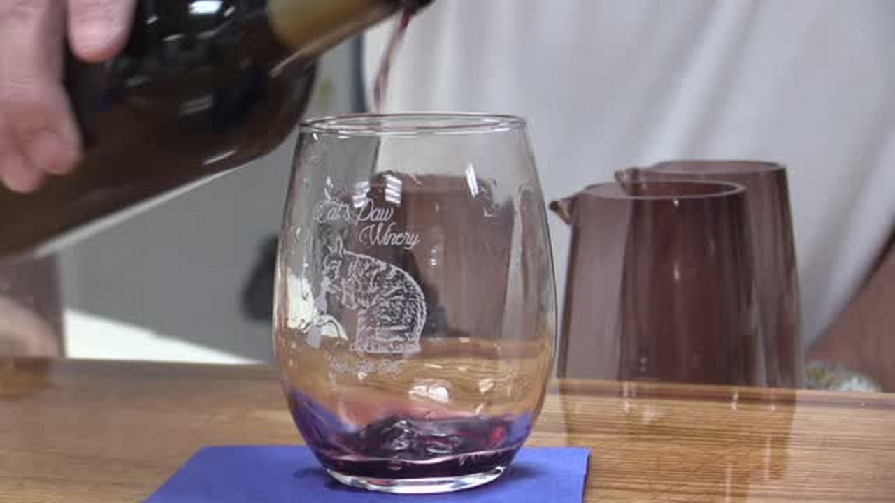 New winery in York Co. inspired by contented cat