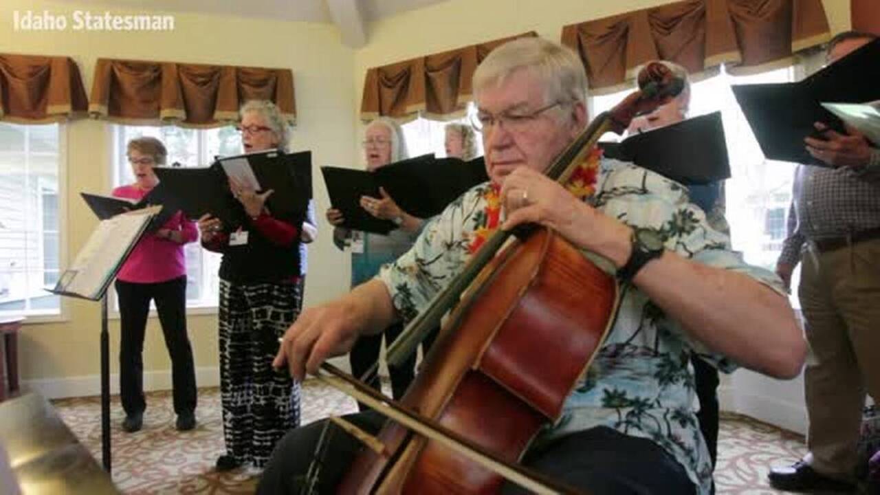 Video: Singers find — and bring — joy to people in hospice and assisted living