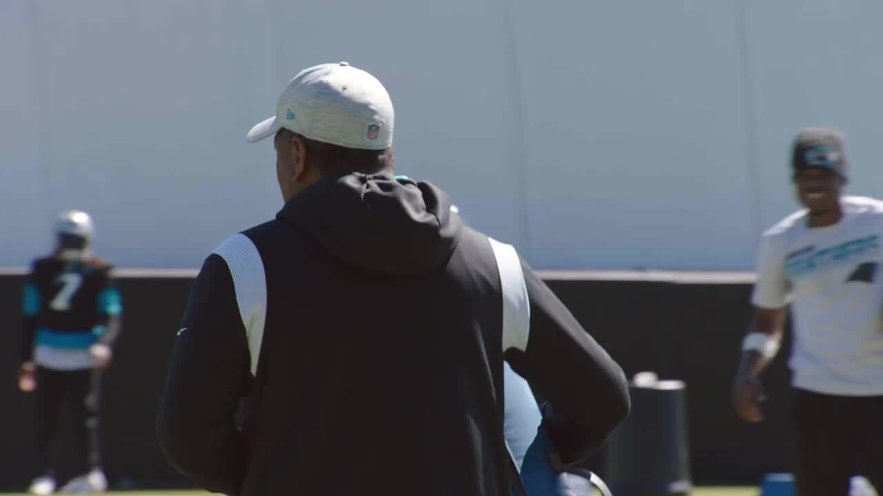 ‘An inspirational moment.’ West Charlotte grad Steve Wilks becomes Panthers head coach