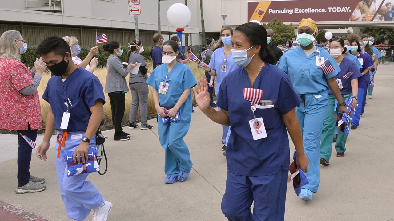 You can get COVID-19 and the flu at once. Fresno health officials urge: Get a flu shot