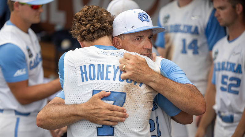 Tar Heels fall to Seminoles in CWS