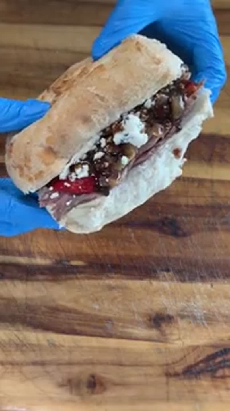 How to make a copycat Chaka Tri-Tip sandwich