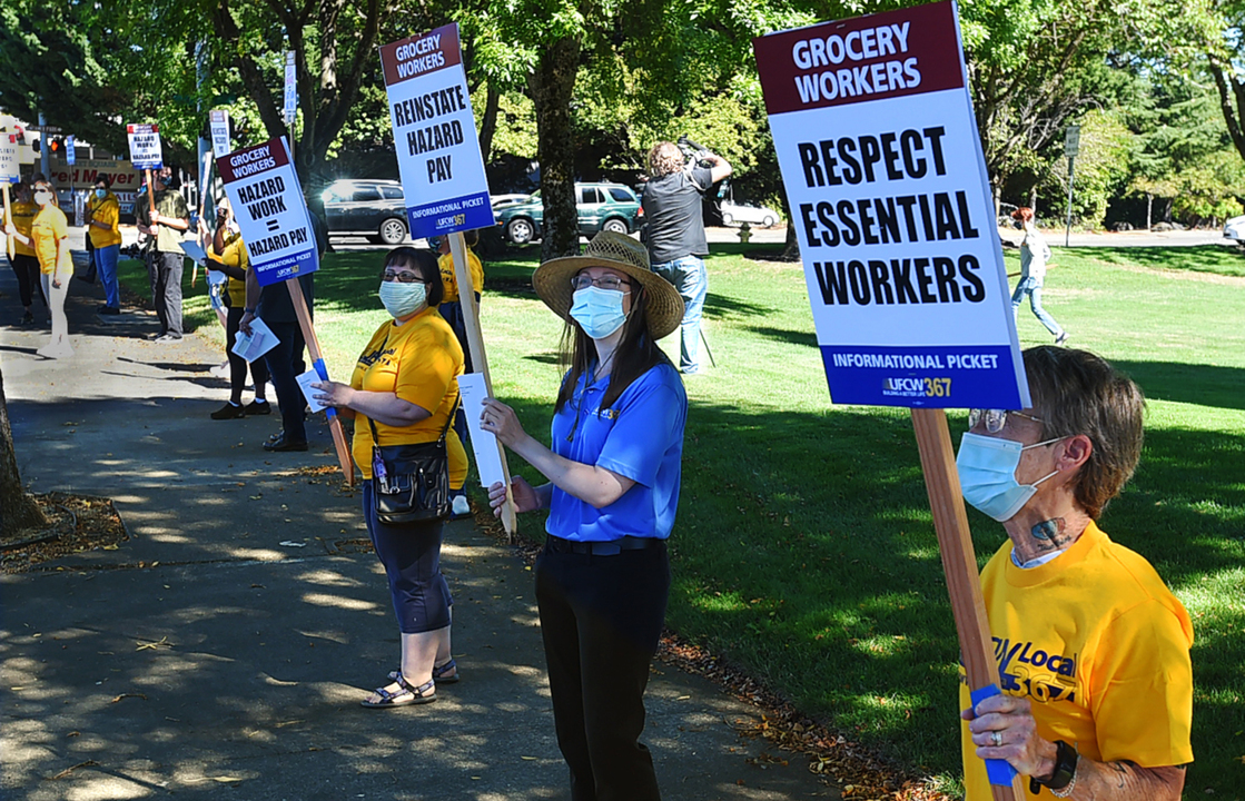With increased pandemic restrictions, Washington grocery workers face more stress