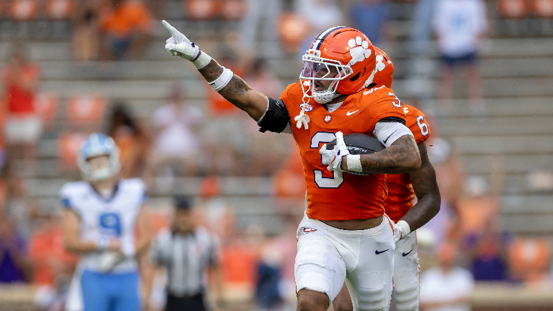 Clemson hands UNC a brutal loss in Death Valley