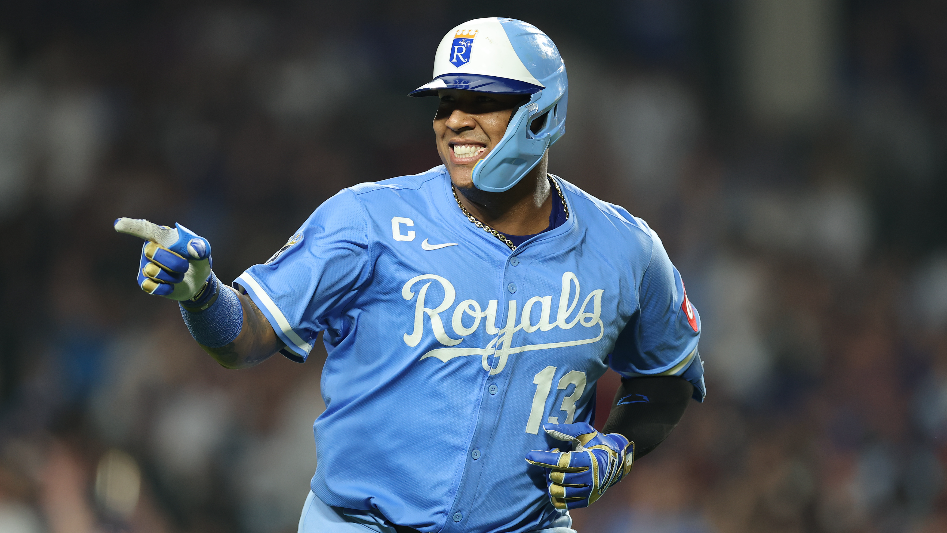 Salvador Perez says he wants to retire as Kansas City Royals after extension