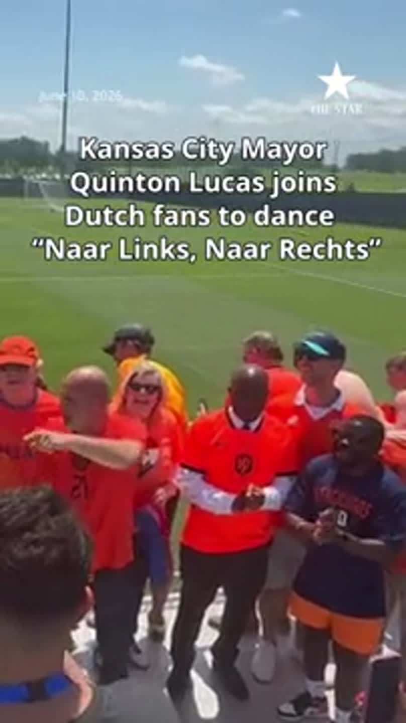 Kansas City Mayor Quinton Lucas joins Dutch fans for iconic “Links, Rechts” chant