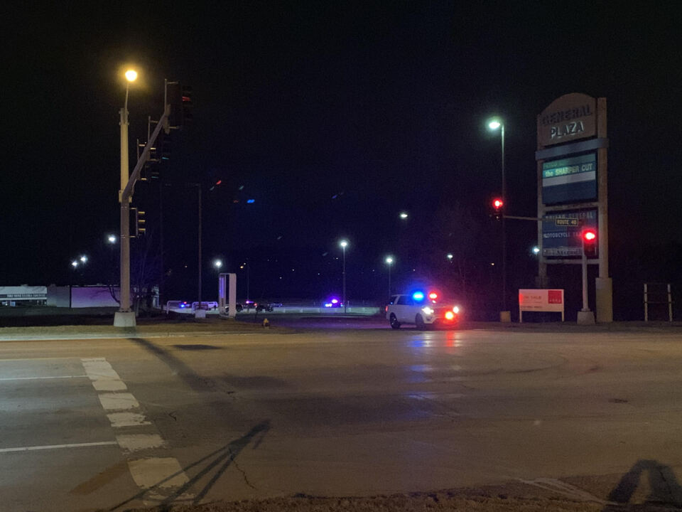 2 dead, 15 injured in shooting in Kansas City, police say (Video ...