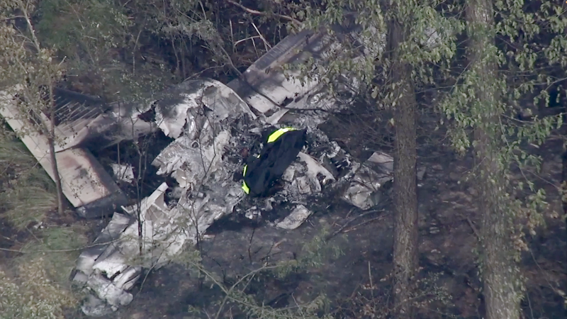 2 killed in plane crash near Siler City Municipal Airport