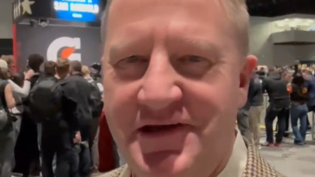 Gregg Bell with Seahawks news from Super Bowl Opening Night in San Jose, Calif.