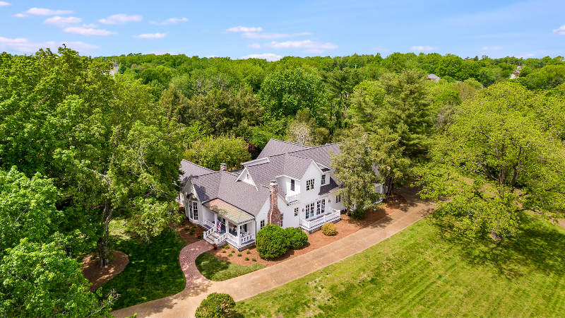 Country music icon Trisha Yearwood lists her historic Tennessee estate. Check it out