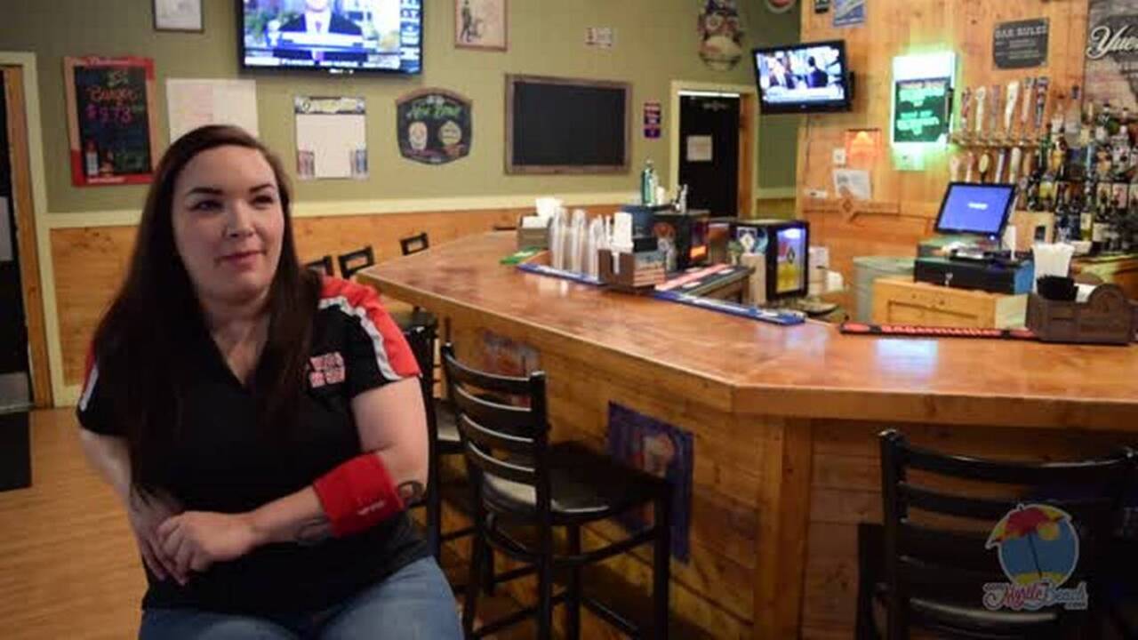 Jessie Hernandez of CW's Wing and Rib Shack in Conway brings back Woodstock and pours her Carolina Breeze
