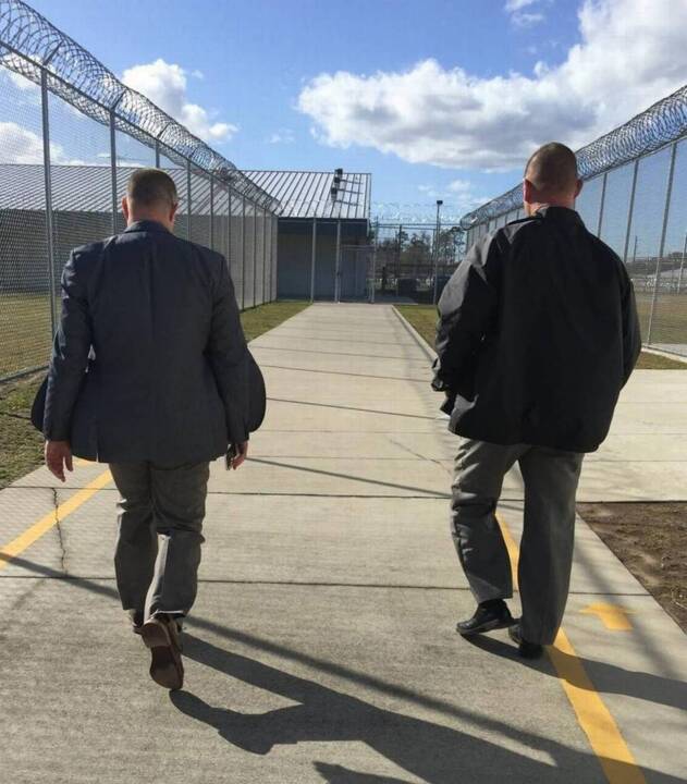 Did Florida overpay for private prison contract?