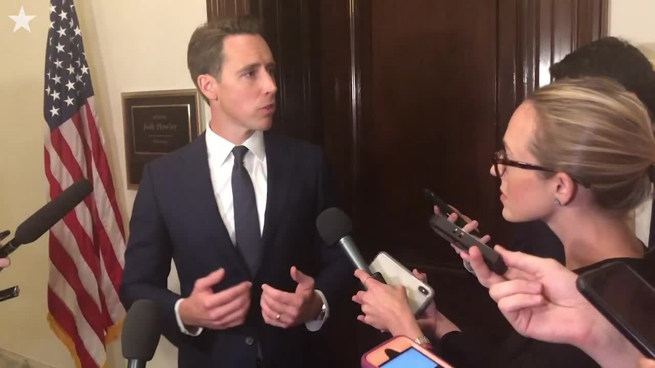 Hawley presses Facebook’s Zuckerberg at meeting to sell Instagram in name of privacy