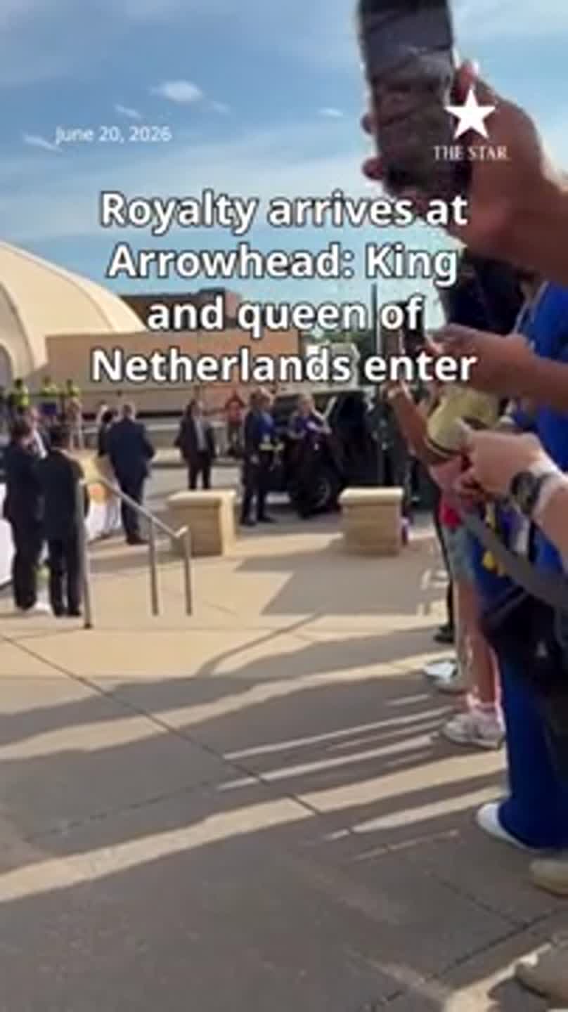 King and queen of the Netherlands arrive at Kansas City Stadium